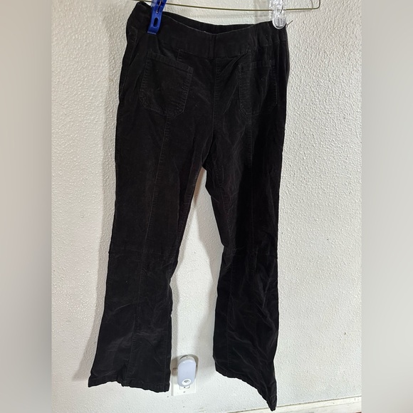 Forever 21 Women’s Flare corduroy pants Sz M - Picture 1 of 3